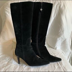 Gorgeous black suede boots. Padded footbed 6.5